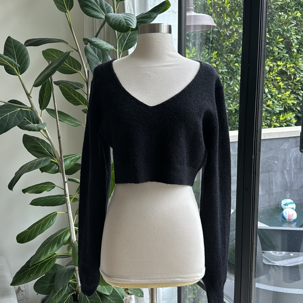 Lovers and friends black crop sweater